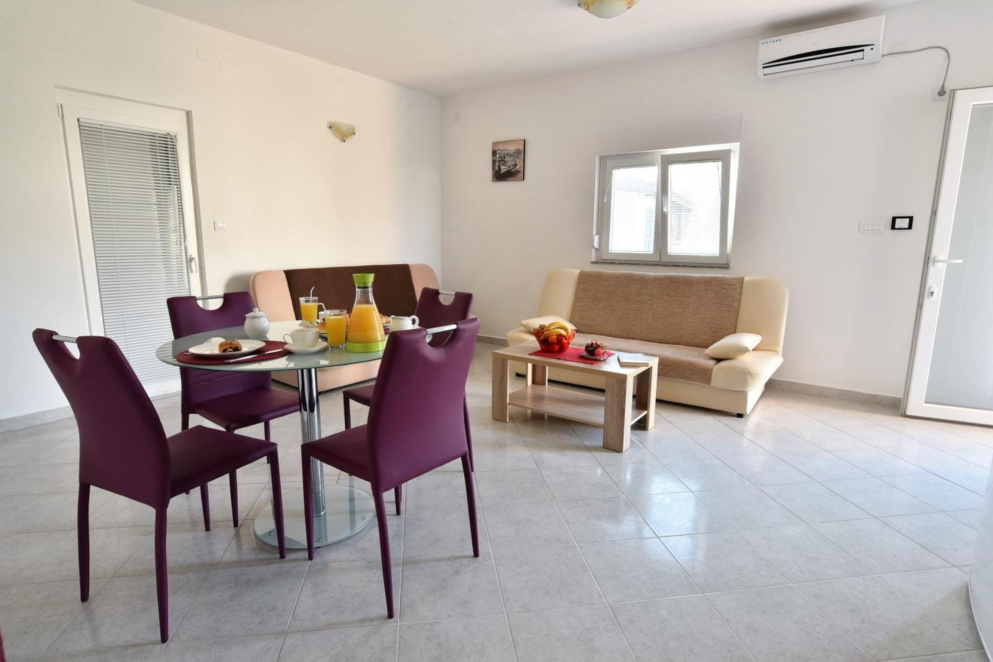Apartmani Natasa Nino Jezera, Murter Номер фото